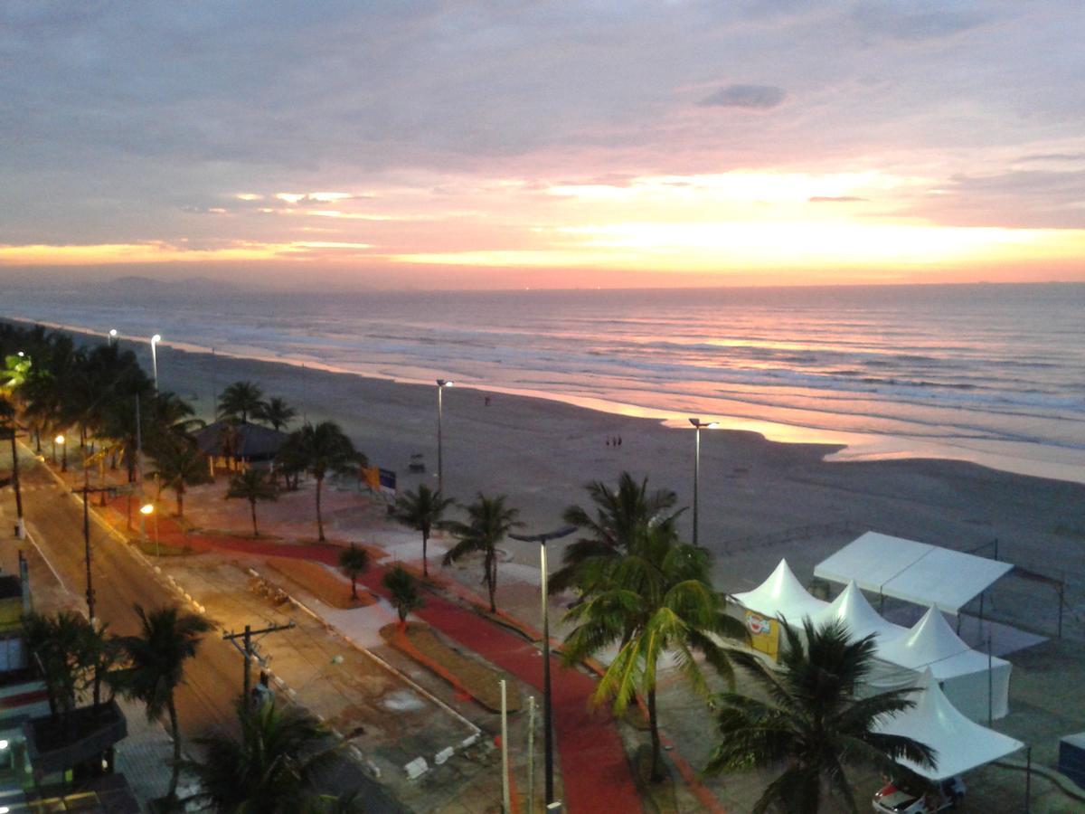 Hotel Apartamento De Frente O Mar Praia Grande Solemar Exterior foto